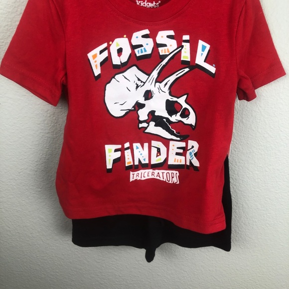 5 sets boys size 12 months - Picture 5 of 5